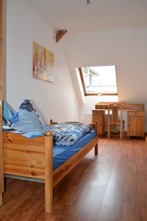 Ferienwohnung Schleussig Λειψία Δωμάτιο φωτογραφία