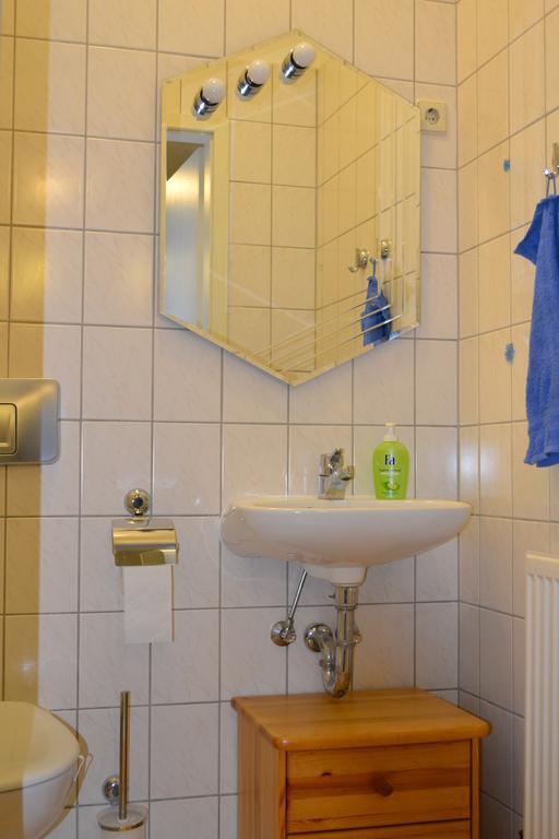 Ferienwohnung Schleussig Λειψία Δωμάτιο φωτογραφία